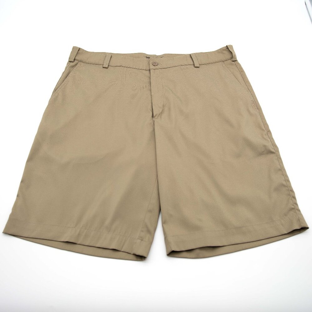 Nike Tour Performance Dri-Fit Golf Shorts / Khaki / Men's 36